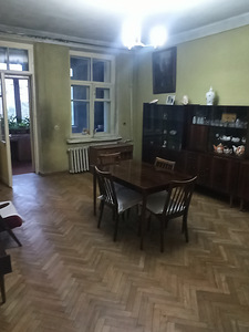 3-комнатная квартира с ремонтом (1 фото из 8)