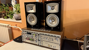Aiwa komplekt koos kõlaritega - L22, R22, C22, P22 (1 foto / 9)