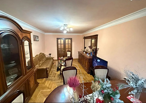 Վաճառվում է 3 սենյականոց բնակարան (1 լուսանկար / 15)