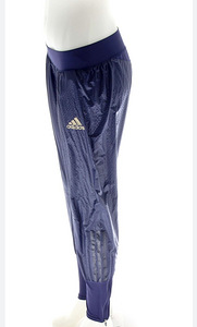 Adidas размер S (2 фото из 5)