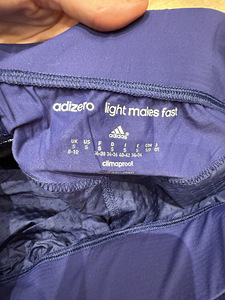 Adidas размер S (5 фото из 5)