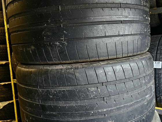 Шины R21 305 30 21 goodyear 5мм dot22