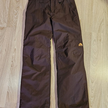 Зимние штаны Nike Acg