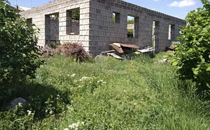 Մեծ հողատարածք Դավիթաշենում (1 լուսանկար / 3)