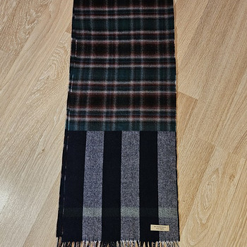 Шерстяной шарф Burberry