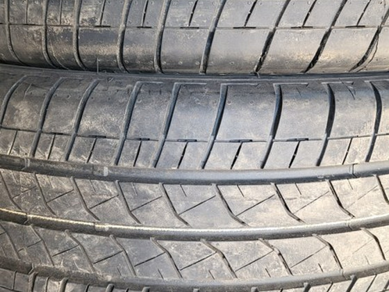 Suverehv Bridgestone R16C