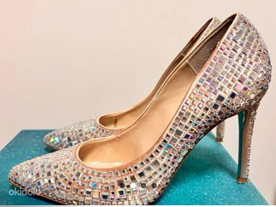 Туфли на каблуке Betsey Johnson
