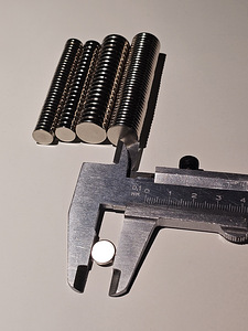 Magnetid, 15 x 3, 15 x 2, 10 x 3, 10 x 2 (1 foto / 6)