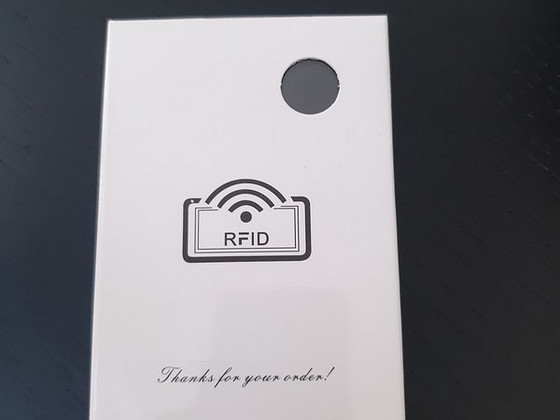 Картхолдер с защитой RFID