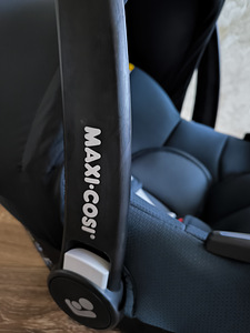 Maxi-Cosi CabrioFix i-Size turvahäll koos isofix alusega (9 foto / 10)