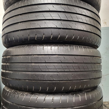 225/55R17