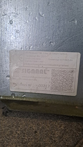 Продаётся дорожный знак (3 фото из 3)