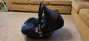 Turvahäll Maxi Cosi Cabrio 0-12 kg (5 foto / 7)