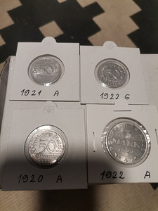 Монеты (1 фото из 4)