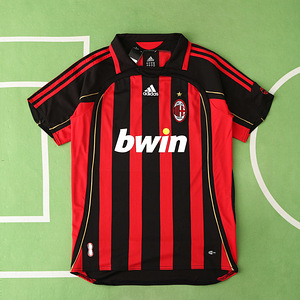 Футбольная форма AC Milan 06/07 (1 фото из 2)