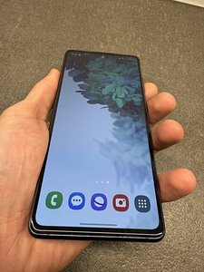Samsung S20FE 5G (8 фото из 9)