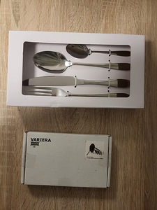 Komplekt kahele, kahvlid ja noad, kaante hoidja (1 foto / 1)