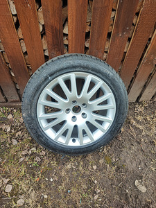 Оригинальный литой диск Audi (1 фото из 3)