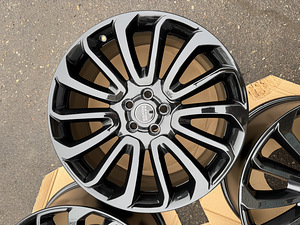 22" оригинальные диски Land Rover 5x120 (4 фото из 8)