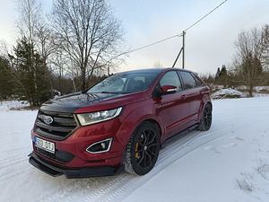 Ford Edge (1 foto / 13)
