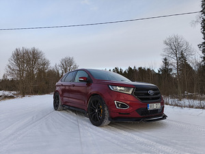 Ford Edge (3 foto / 13)
