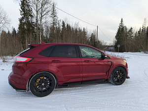 Ford Edge (4 foto / 13)