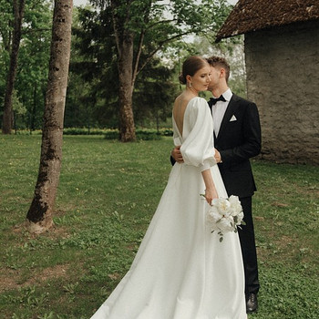 Wedding dress, designer Rinovich (collection Pearl E)