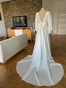 Wedding dress, designer Rinovich (collection Pearl E) (2 foto / 7)