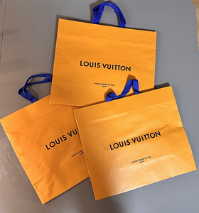 Оригинальные сумки для покупок Louis Vuitton (6 фото из 7)