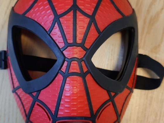 Маска Spiderman