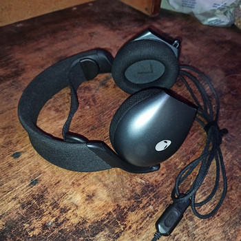 Продаю наушники Alienware 520H