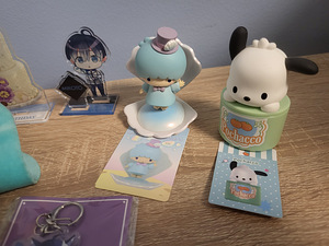 MILGRAM HATSUNE MIKU SANRIO GENSHIN HONKAI STARRAIL вещи (2 фото из 4)