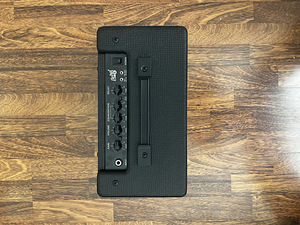 Комбо усилитель Blackstar debut 15E (2 фото из 4)