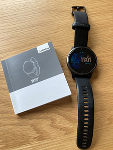 Garmin Venu умные часы (1 фото из 5)