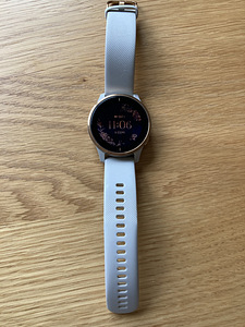Garmin Venu умные часы (5 фото из 5)