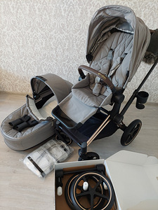 Cybex Priam platinum 2021 года (2 фото из 4)