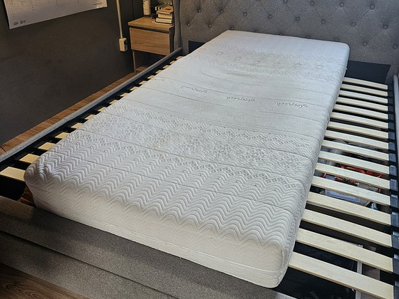 Матрас Sleepwell 90x200 см