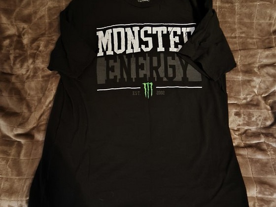 Футболка Monster 2002