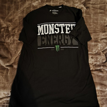 Monster T-SÄRK 2002