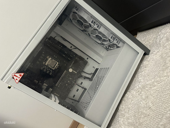 I7-11700k, 32gb ram, MSI b560m pro-vdh