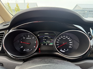 KIA Carnival Hi-Limousine 2019 (11 foto / 11)