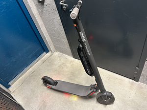Elektriline tõukeratas Segway Ninebot 4 + lisapatarei (1 foto / 5)