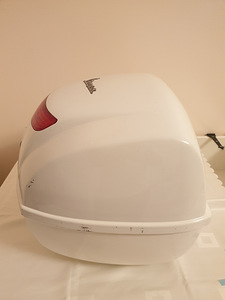 Vespa topcase 32L (6 foto / 10)