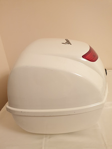 Vespa topcase 32L (8 foto / 10)