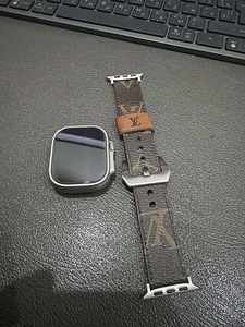 Apple watch кожаный ремешок (1 фото из 5)