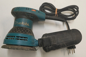 Эксцентриковая шлифмашина Makita BO5031K (2 фото из 5)