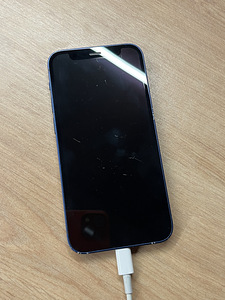 iPhone 12 mini (4 foto / 5)