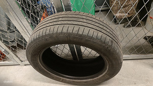 Suverehv, 235/55R19 101V Bridgestone Alenza 001, Rav4 (3 foto / 3)