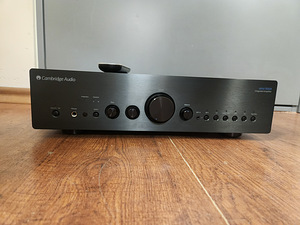 Cambridge Audio Azur 650A Stereo Integrated Amplifier  (1 foto / 3)