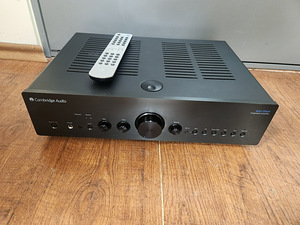 Cambridge Audio Azur 650A Stereo Integrated Amplifier  (2 foto / 3)
